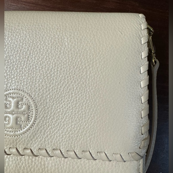 Tory Burch Beige Cream Crossbody Bag Plenty of Pockets & Cardholders - Picture 10 of 10